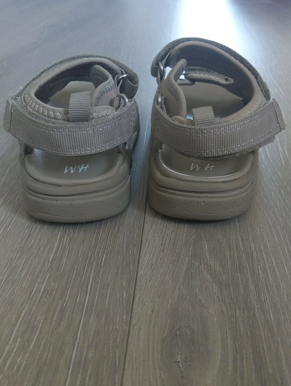 Sandals - Picture 4 of 5